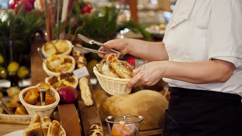 揭秘生日蛋糕制作：原料背后的秘密
