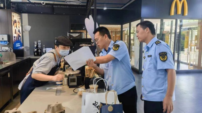办公室充饥小饼干定制礼盒：健康零食的个性化选择