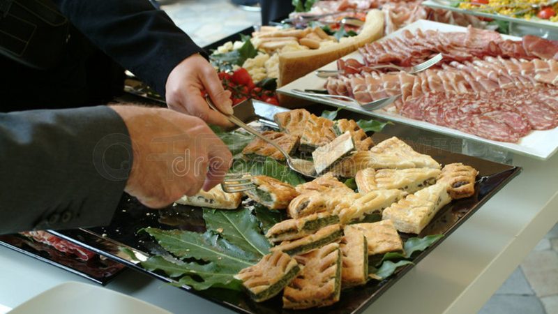 餐饮加盟设备：如何选择合适的厂家直销报价单**